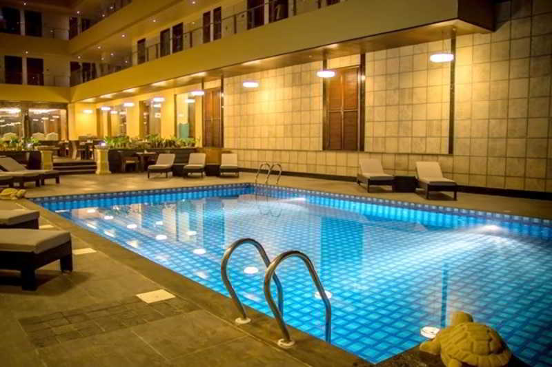 Acacia Goa Hotel Sinquerim Exterior photo