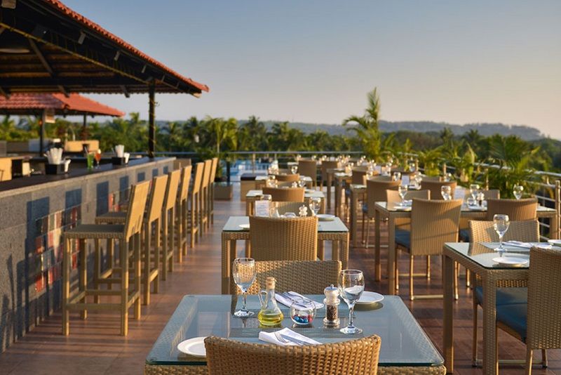 Acacia Goa Hotel Sinquerim Exterior photo