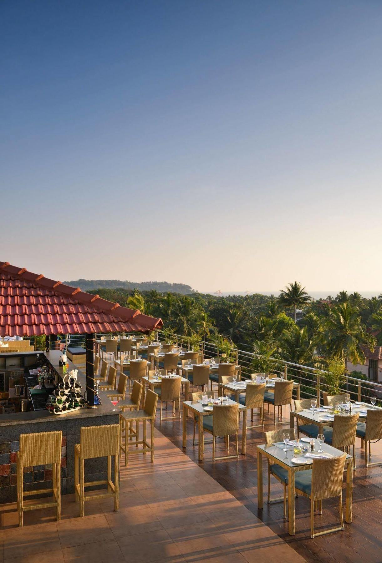 Acacia Goa Hotel Sinquerim Exterior photo